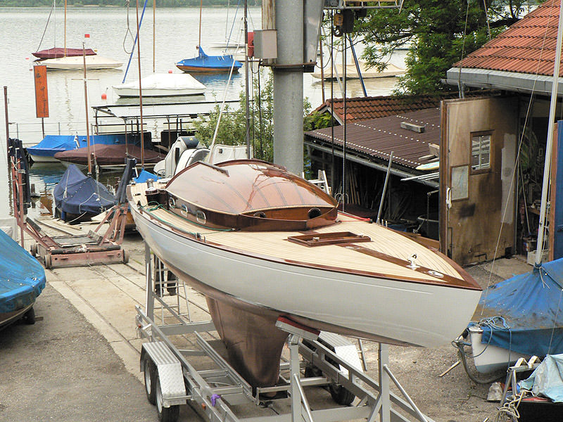 Segelboot Restaurierung einer Mälar 25